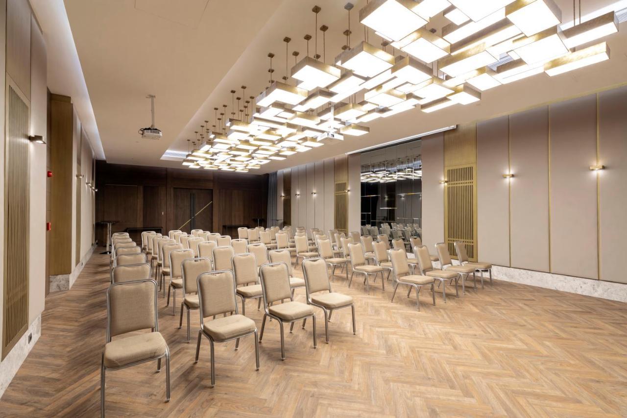 איסטמבול Wish More Hotel Sisli מראה חיצוני תמונה The interior of the conference hall